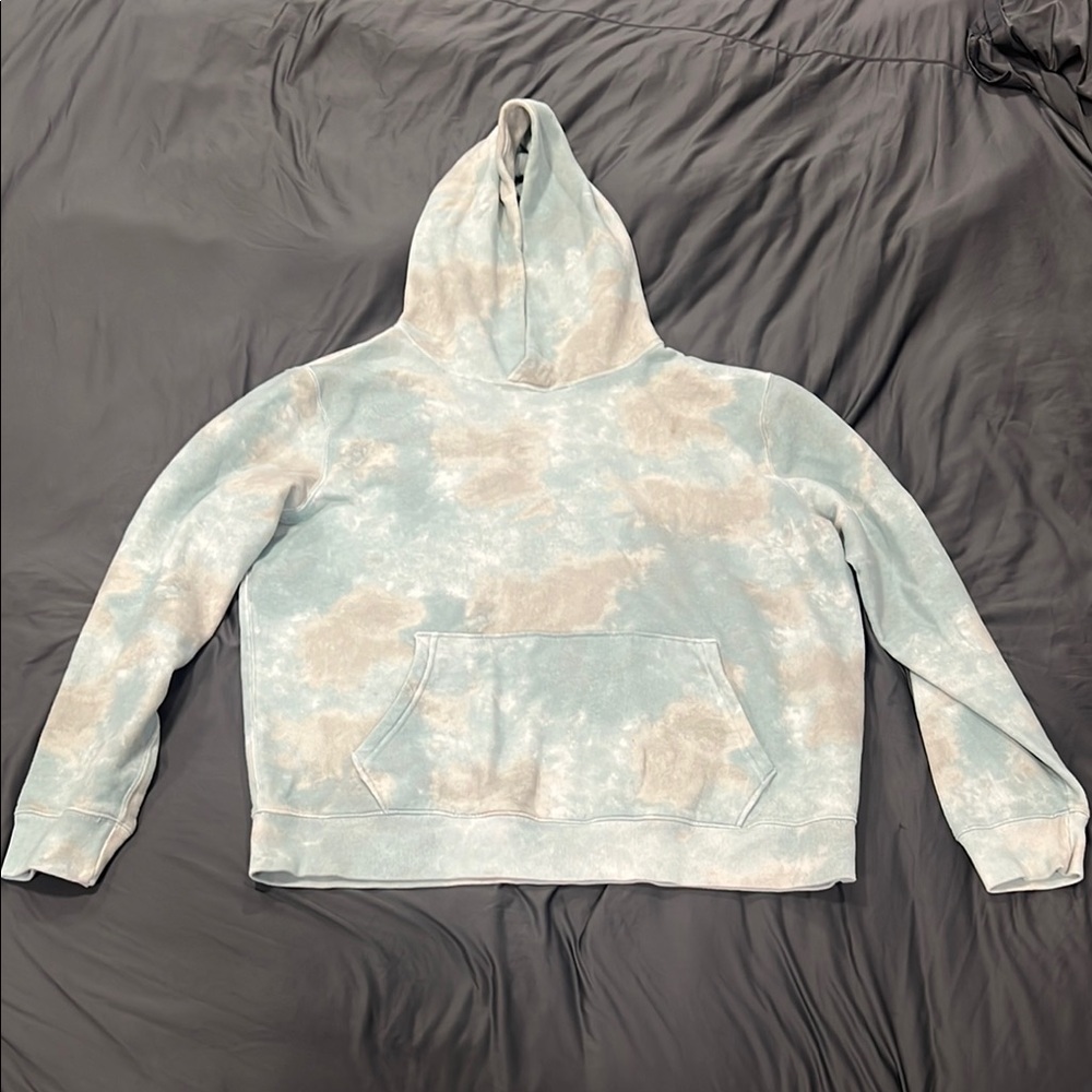 Abercrombie & Fitch Blue and Cream Tie-Dye Hoodie